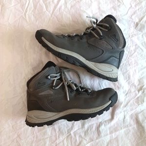 Columbia Gray Lace-Up Hiking Boots